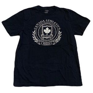 Old Navy Canada Athletics T-Shirt Size M